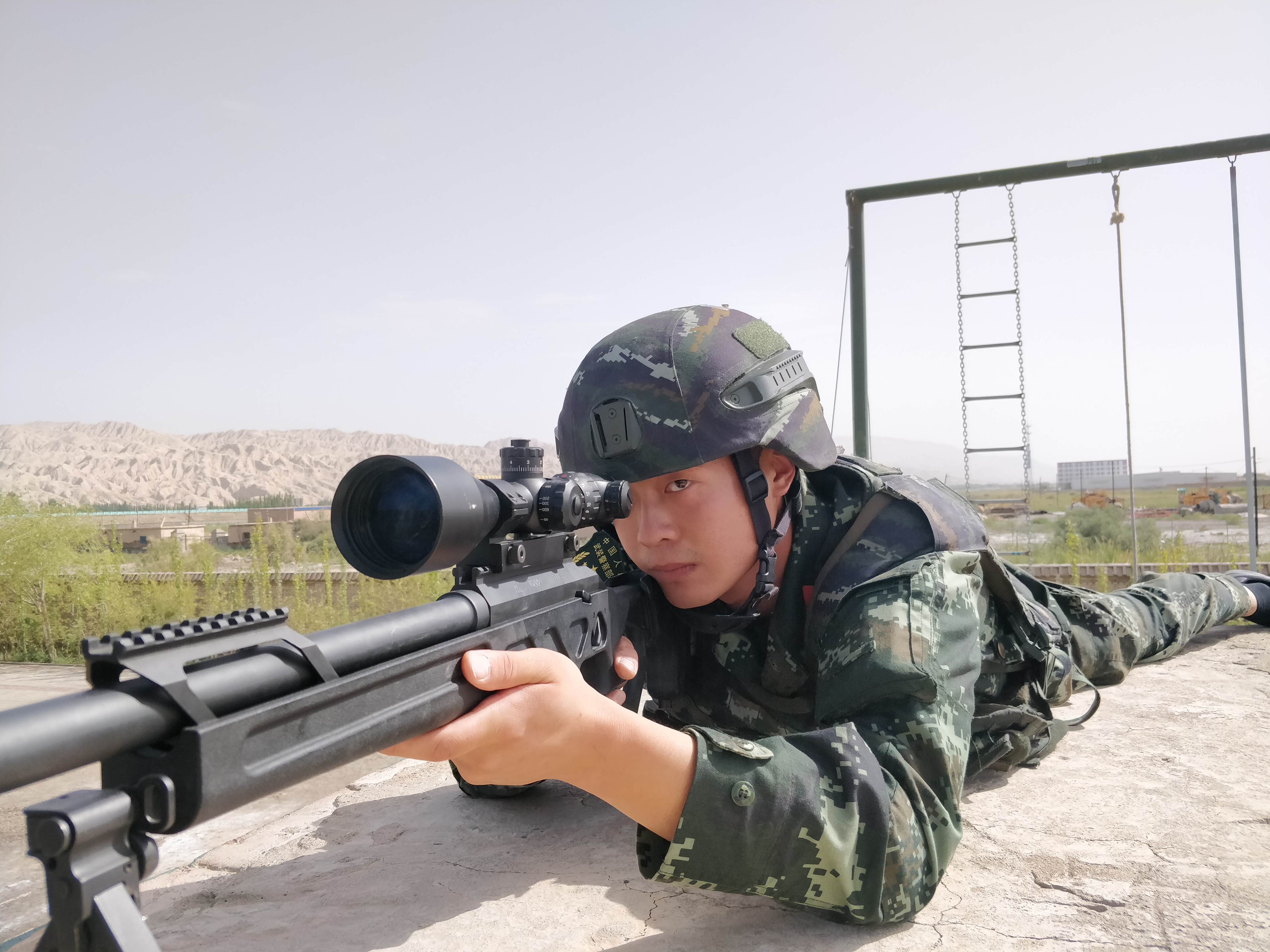 本人参军五年,今年退伍了, em>当过班长 /em>,有地方驾驶证,在部队