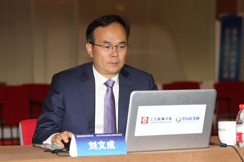 对于本行业的发展前景,你怎么看?