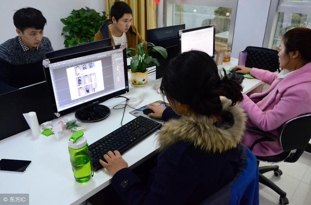 太原招聘美工设计人员一位,兼职全职都可以.同时招聘业务专员10位.