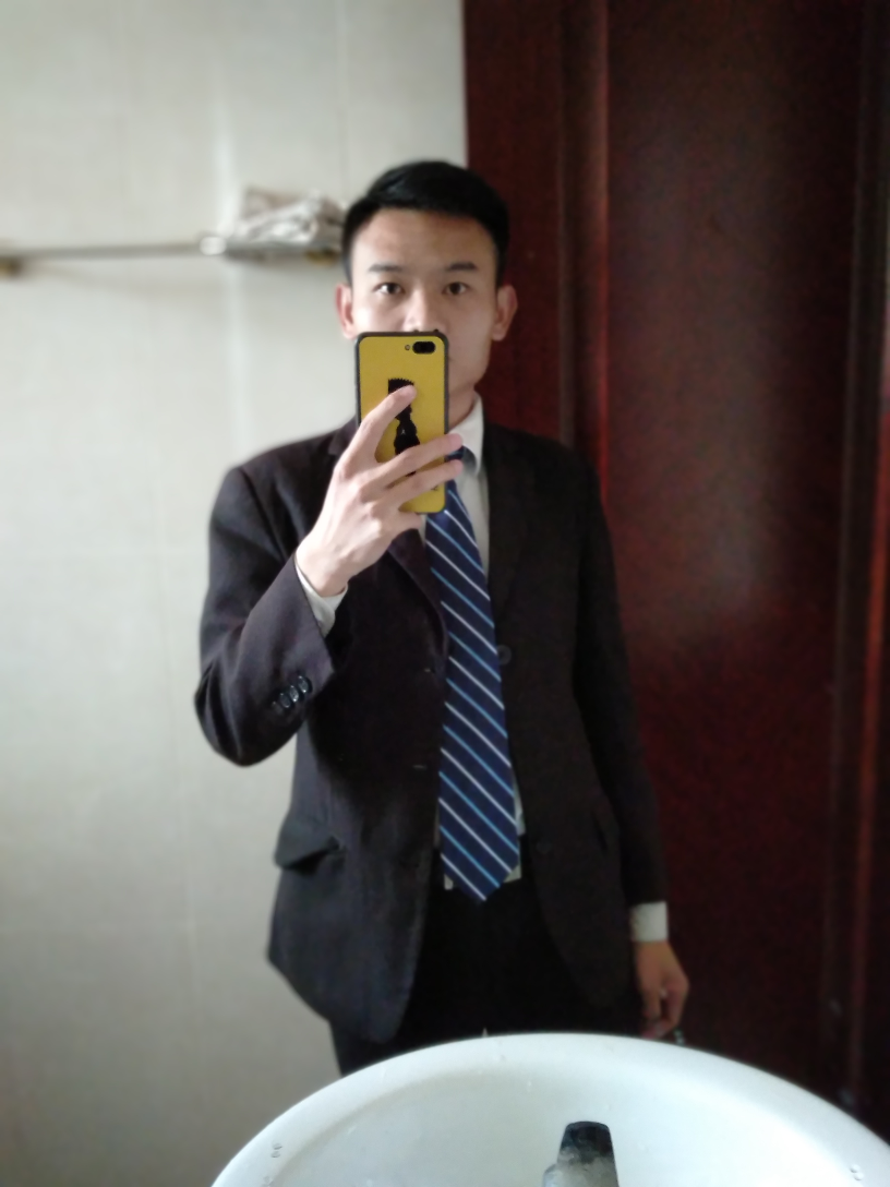 职场相亲角在昆明上班的有吗92年的老叔叔有人要吗