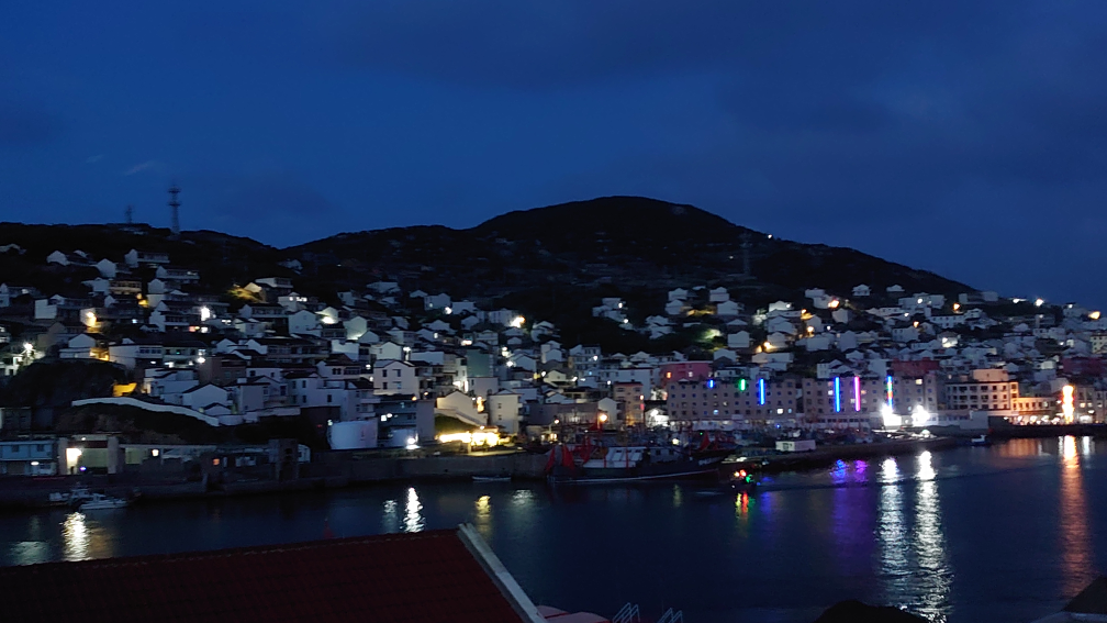 职场相亲角#昨天下午三点下课,从上海市区骑车去枸杞岛放松下.