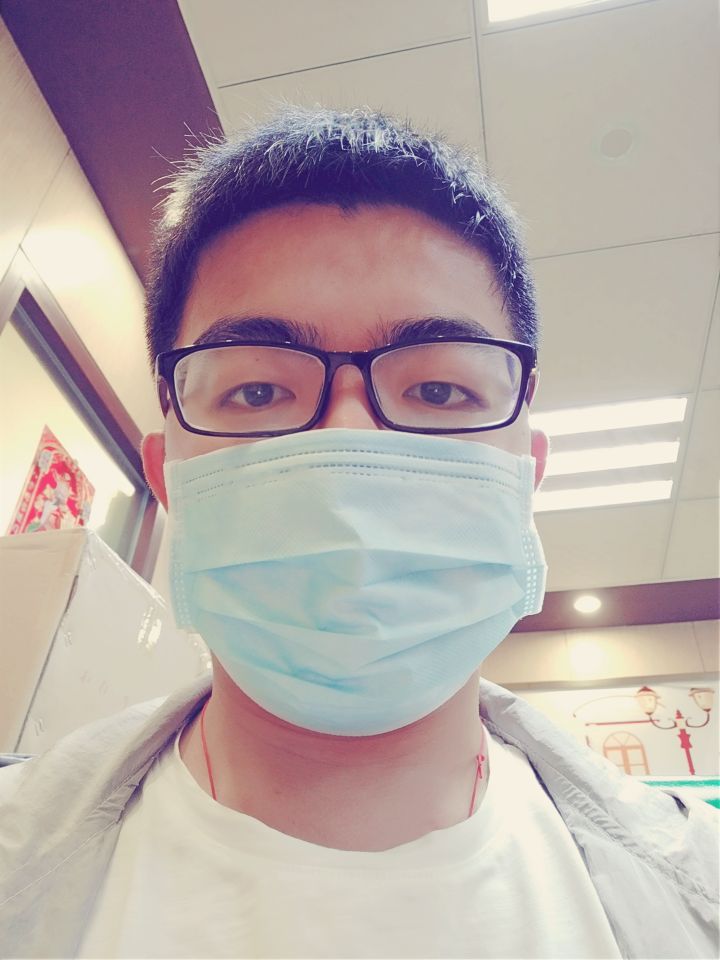 赵明亮,95年,现居杭州,一枚毕业两年的临床 em>医生 /em>,喜欢旅游