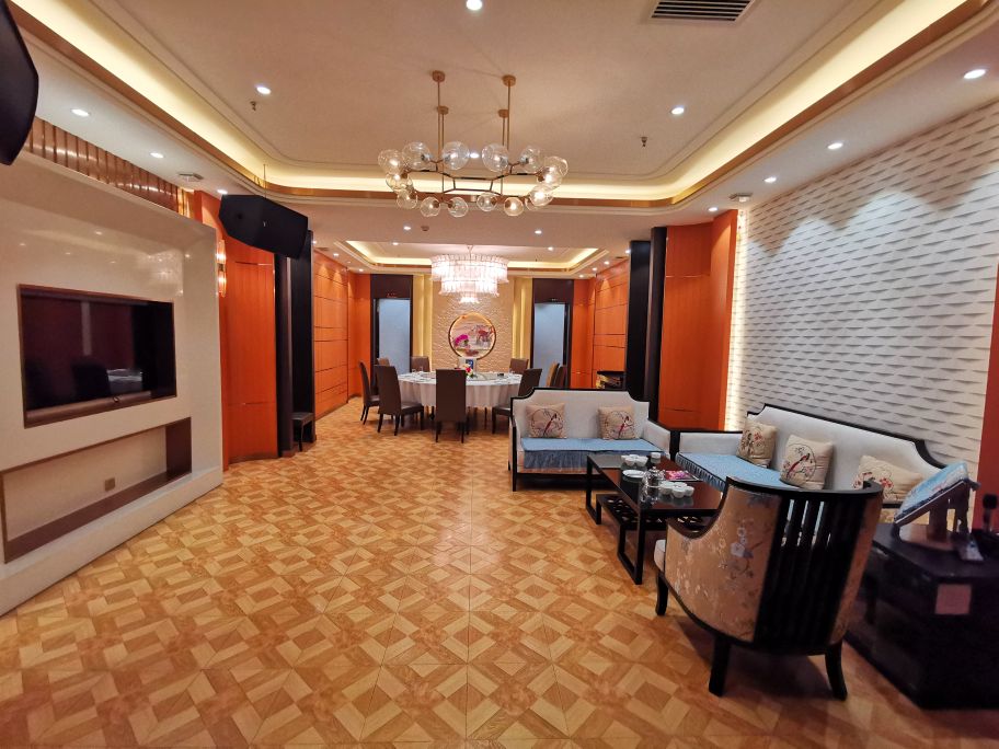 你好哇等我熬过这一段狼狈一个人尝尽孤独的滋味我