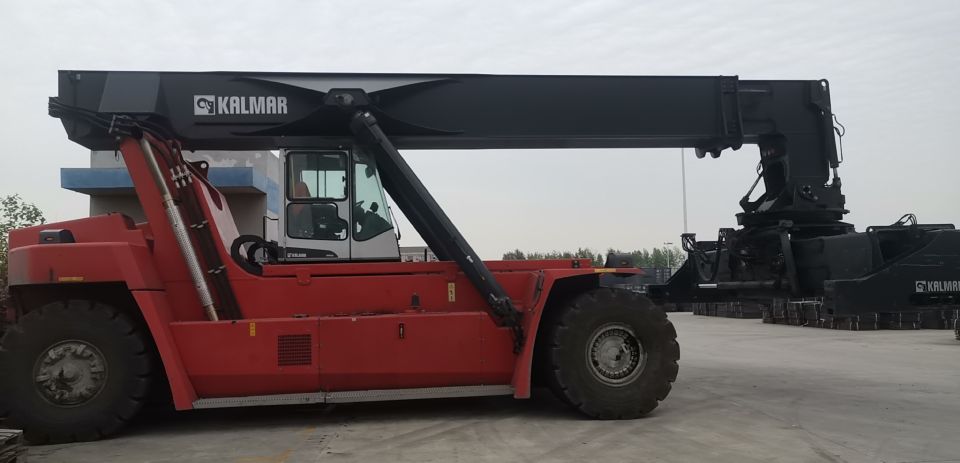 正面吊司机龙门吊司机航车司机