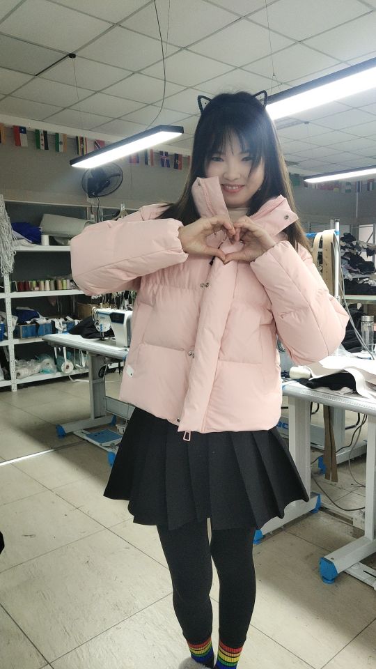 也兼职过试衣模特.