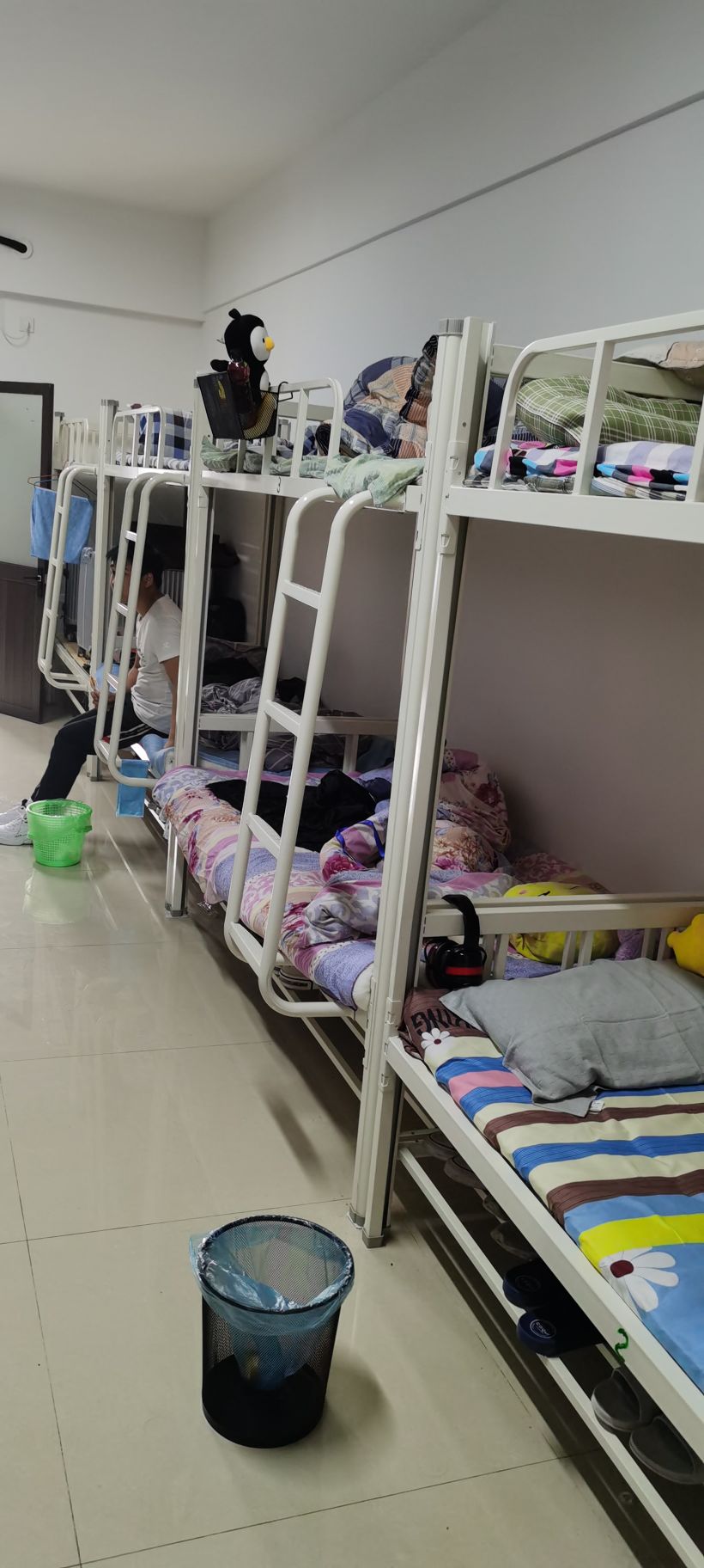 以前是在舜宇光电这边干设备,大专校招过来直接产线干几个月才能内聘